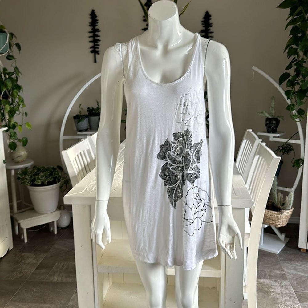 Forever 21 graphic-T black and silver rose bathing suit cover keyhole back